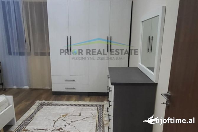Shtepi me qera 2+1 ne Tirane - 700 Euro
