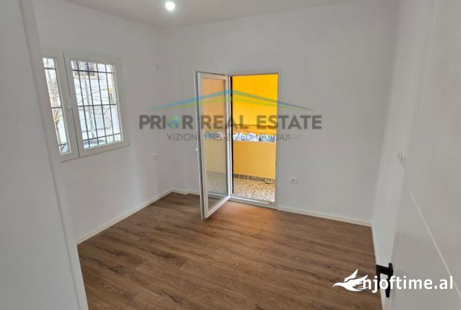 Shtepi ne shitje 2+1 ne Tirane - 120,000 Euro