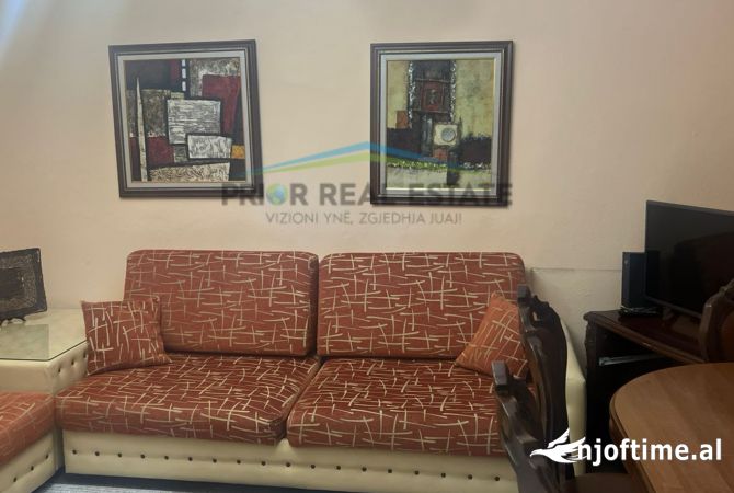 Shtepi me qera 1+1 ne Tirane - 370 Euro