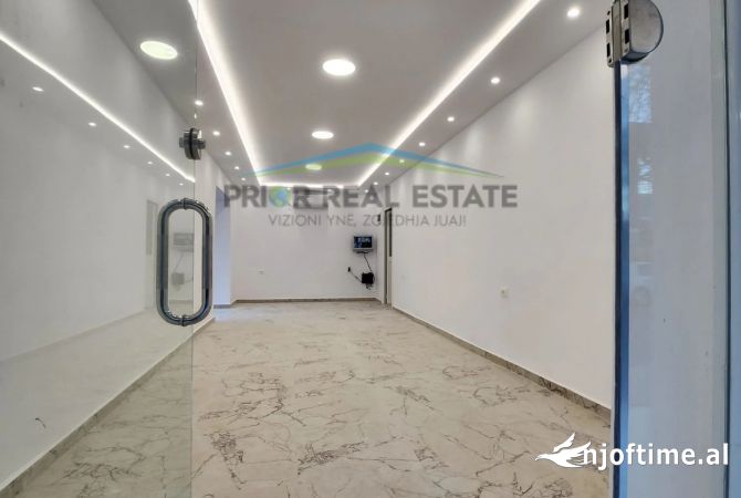 Ambient biznesi ne shitje 3+1 ne Tirane - 430,000 Euro