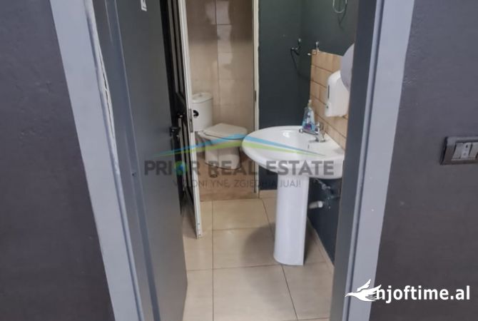 Jepet me Qira, Ambient Biznesi, 21 Dhjetori 2,500 Euro / Muaj