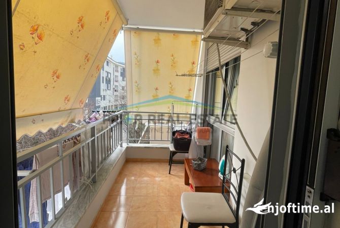Shtepi me qera Apartament ne Tirane, 2+1, Mobilimi E mobiluar, Pagesa 600  Euro.