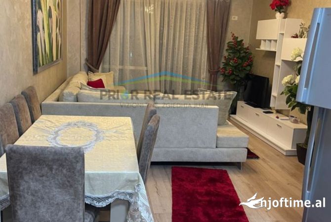 Shtepi me qera 3+1 ne Tirane - 800 Euro