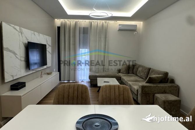 Shtepi me qera 2+1 ne Tirane - 800 Euro