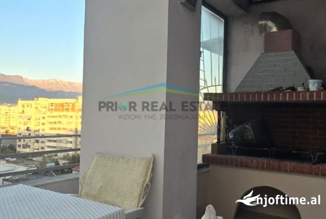 Shtepi me qera Apartament ne Tirane, 2+1, Mobilimi E mobiluar, Pagesa 500  Euro.