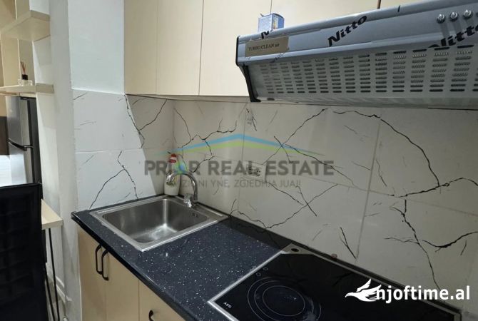 Shtepi me qera Garsoniere ne Tirane - 450 Euro