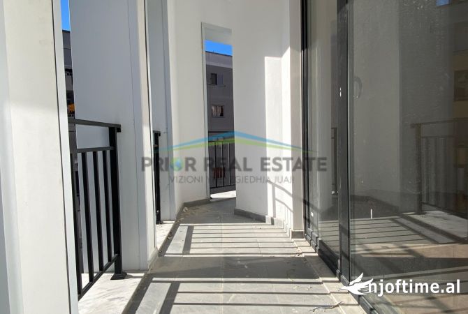 Shtepi ne shitje Apartament ne Tirane, 2+1, Mobilimi Bosh, pa mobiluar, Pagesa 154,000  Euro.