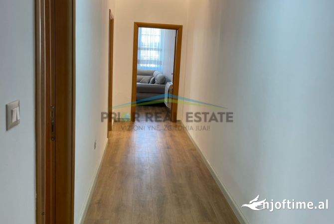 Shtepi me qera Apartament ne Tirane, 2+1, Mobilimi E mobiluar, Pagesa 700  Euro.