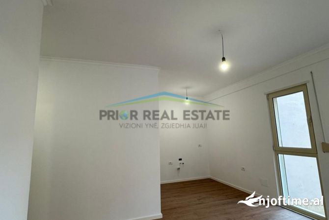 Shtepi ne shitje 1+1 ne Tirane - 120,000 Euro