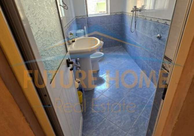 Shtepi ne shitje Apartament ne Tirane, 1+1, Mobilimi Bosh, pa mobiluar, Pagesa 85,000  Euro.