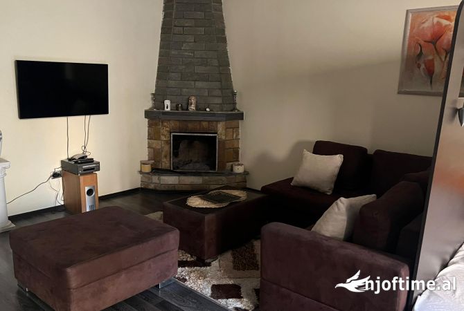Shtepi me qera 2+1 ne Tirane - 500 Euro