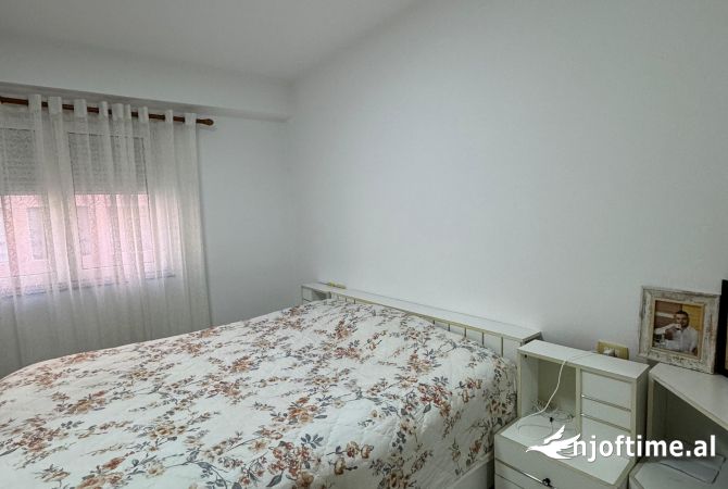 Shtepi ne shitje 3+1 ne Tirane - 180,000 Euro