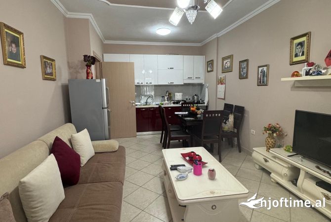 Shtepi ne shitje 1+1 ne Tirane - 79,000 Euro