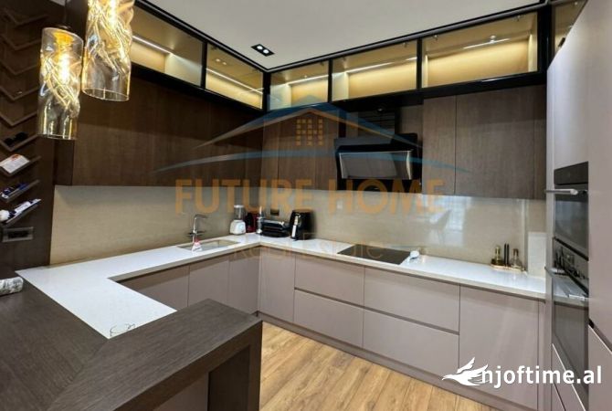 Shtepi ne shitje 2+1 ne Tirane - 550,000 Euro