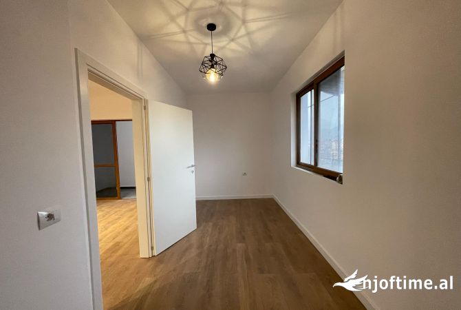 Shtepi ne shitje 2+1 ne Tirane - 118,000 Euro