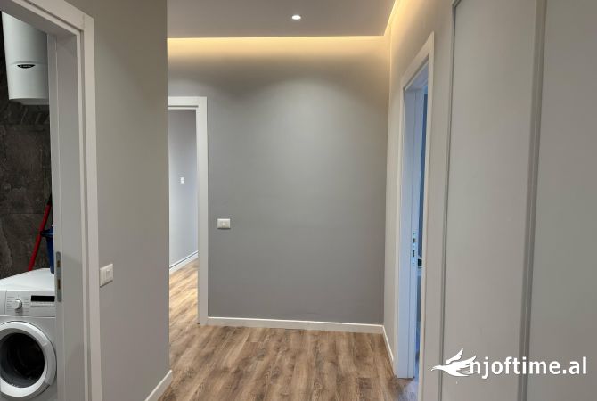 Shtepi me qera 2+1 ne Tirane - 700 Euro