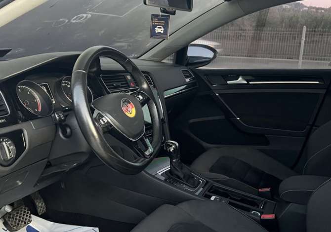 Makina ne shitje ne Tirane, Volkswagen, 2014 Diesel,Kambio Automatik Pagesa 13,500  Euro.