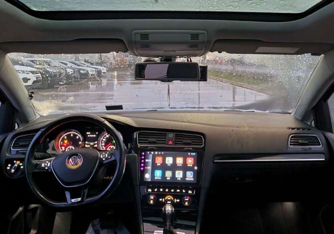 Makina ne shitje ne Tirane, Volkswagen, 2014 Diesel,Kambio Automatik Pagesa 13,500  Euro.