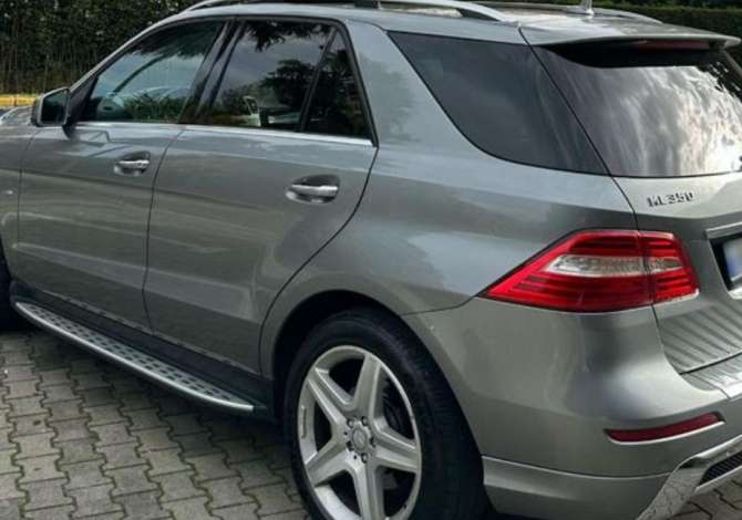 Makina ne shitje ne Tirane, Mercedes-Benz, 2012 Diesel,Kambio Automatik Pagesa 17,500  Euro.