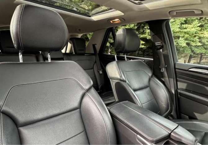 Makina ne shitje ne Tirane, Mercedes-Benz, 2012 Diesel,Kambio Automatik Pagesa 17,500  Euro.