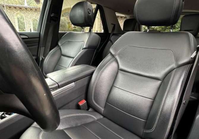 Makina ne shitje ne Tirane, Mercedes-Benz, 2012 Diesel,Kambio Automatik Pagesa 17,500  Euro.