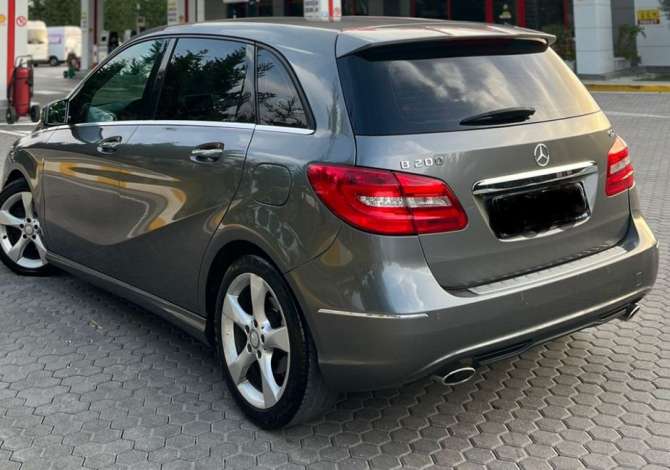 Cars for sale in Tirana, Mercedes-Benz, 2013 Diesel,Kambio Automatik Payment 12,000  Euro.