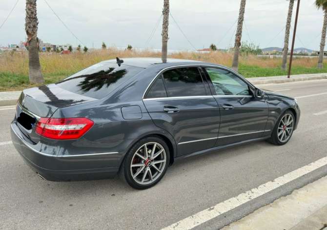 Makina ne shitje ne Lushnje, Mercedes-Benz, 2011 Diesel,Kambio Automatik Pagesa 10,500  Euro.