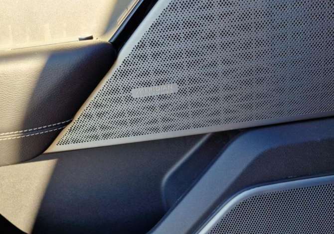 Makina ne shitje ne Tirane, Rover, 2018 Diesel,Kambio Automatik Pagesa 47,000  Euro.