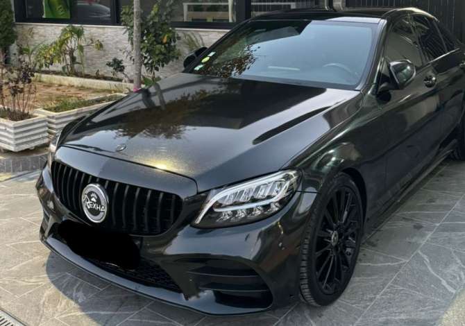 Makina ne shitje ne Durres - 36,000 Euro