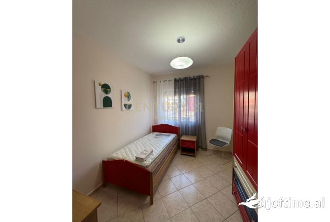 Shtepi me qera 2+1 ne Tirane - 750 Euro