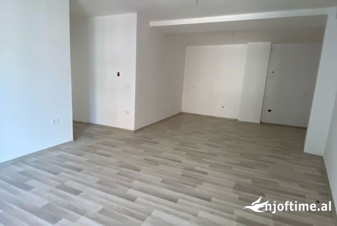 Shtepi ne shitje 2+1 ne Tirane - 144,000 Euro