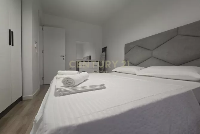 Shtepi me qera Apartament ne Tirane, 1+1, Mobilimi E mobiluar, Pagesa 650  Euro.