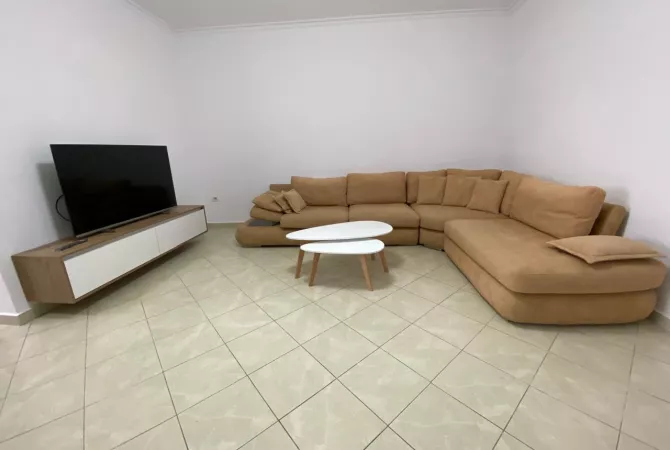 Shtepi me qera 1+1 ne Tirane - 500 Euro