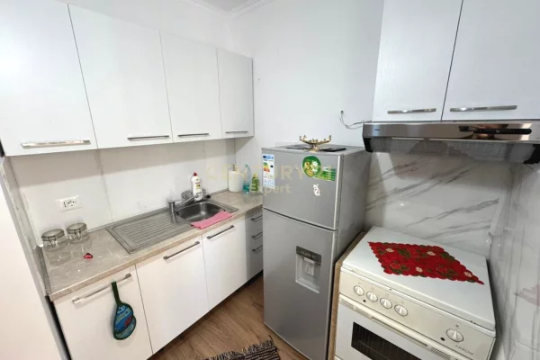 Shtepi me qera Garsoniere ne Tirane - 350 Euro