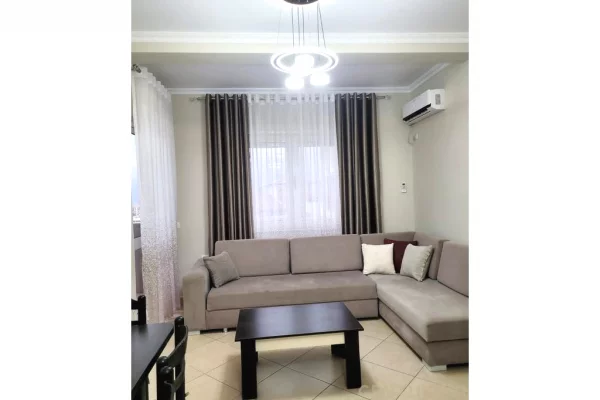 Shtepi me qera 1+1 ne Tirane - 500 Euro