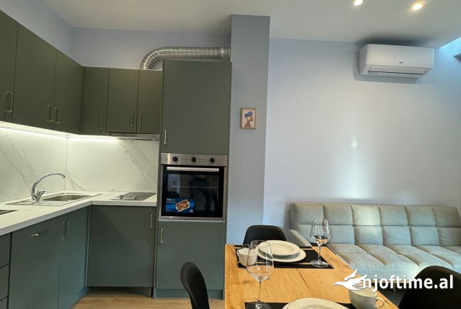 Shtepi me qera Apartament ne Tirane, 1+1, Mobilimi E mobiluar, Pagesa 600  Euro.