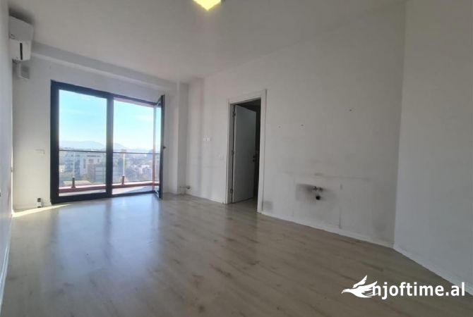 Shtepi me qera 3+1 ne Tirane - 750 Euro