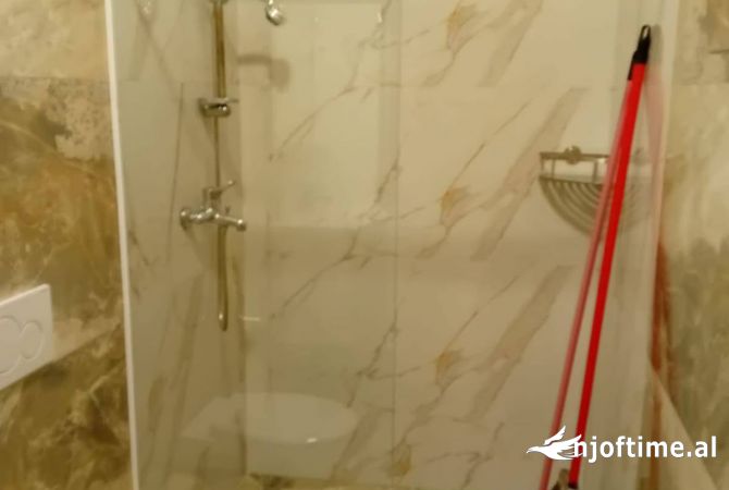 Shtepi me qera Apartament ne Tirane, 1+1, Mobilimi E mobiluar, Pagesa 500  Euro.