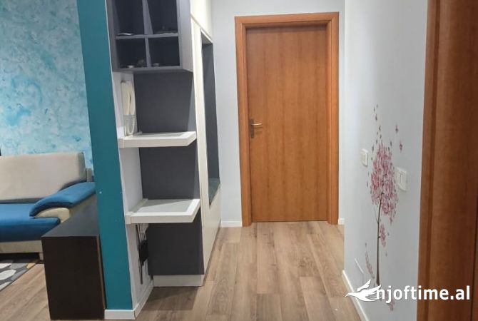 Shtepi me qera Apartament ne Tirane, 2+1, Mobilimi E mobiluar, Pagesa 720  Euro.
