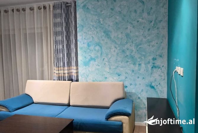 Shtepi me qera Apartament ne Tirane, 2+1, Mobilimi E mobiluar, Pagesa 720  Euro.
