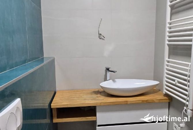 Shtepi me qera Apartament ne Tirane, 1+1, Mobilimi E mobiluar, Pagesa 350  Euro.