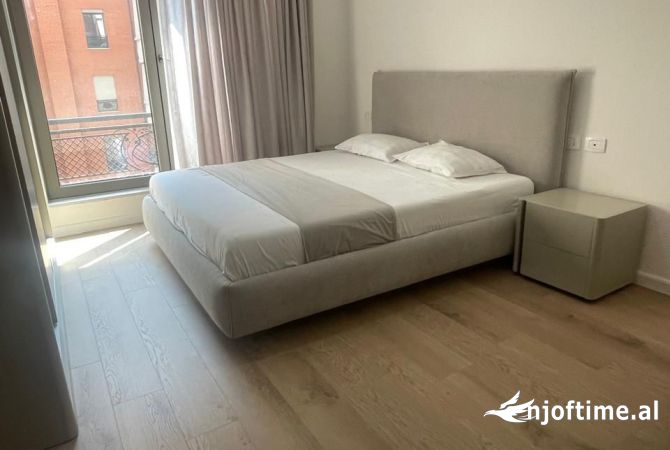 Shtepi me qera 2+1 ne Tirane - 1,200 Euro