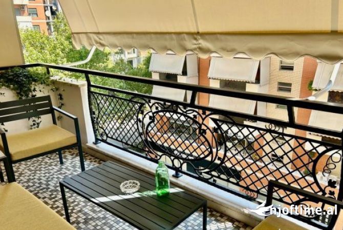 Shtepi me qera Apartament ne Tirane, 2+1, Mobilimi E mobiluar, Pagesa 1,200  Euro.