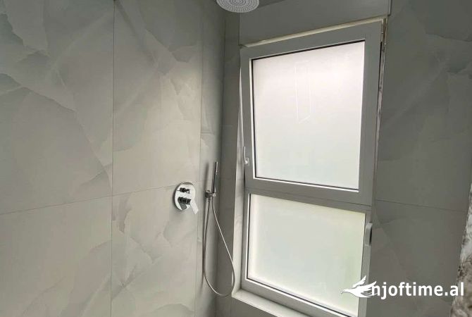 Shtepi me qera Apartament ne Tirane, 1+1, Mobilimi E mobiluar, Pagesa 400  Euro.