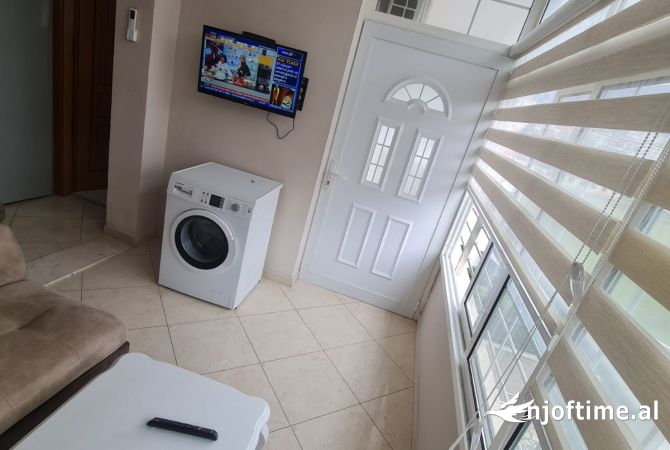 Shtepi me qera Apartament ne Tirane, 2+1, Mobilimi E mobiluar, Pagesa 450  Euro.