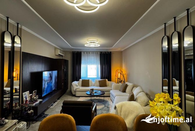 Shtepi ne shitje 3+1 ne Tirane - 185,000 Euro