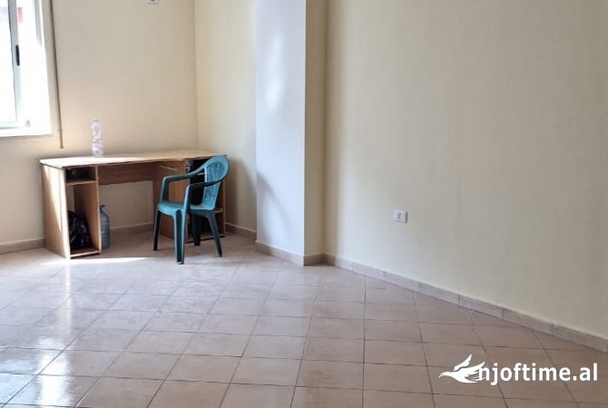 Casa in affitto 2+1 a Tirana - 350 Euro