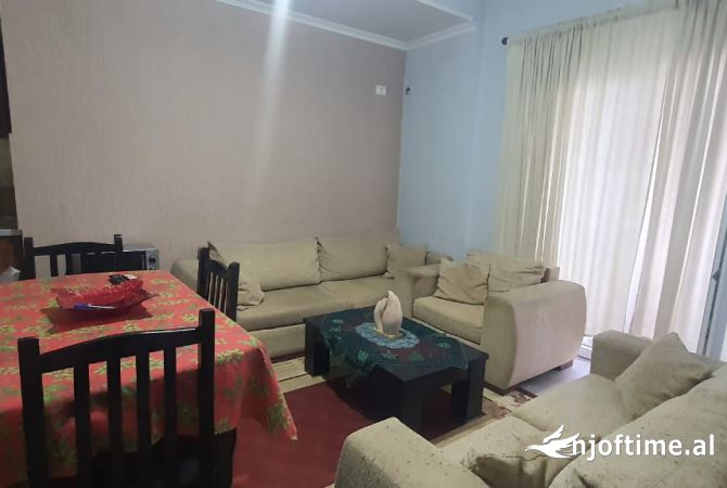 Shtepi me qera 1+1 ne Tirane - 300 Euro