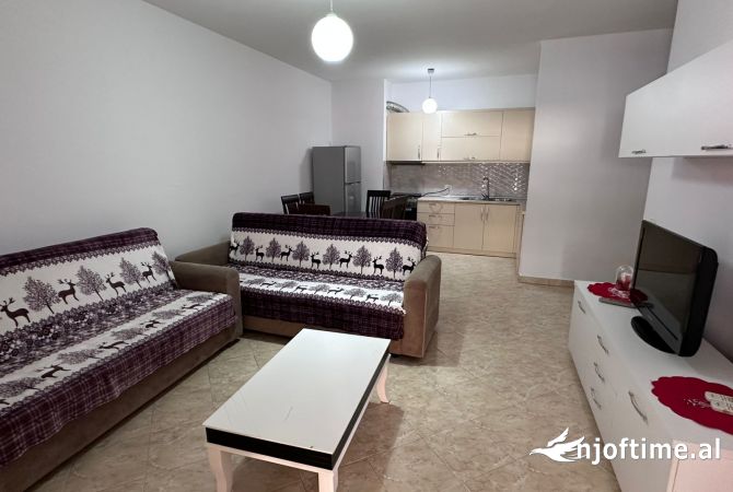 Shtepi me qera Apartament ne Tirane, 2+1, Mobilimi E mobiluar, Pagesa 500  Euro.