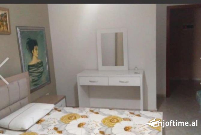 Shtepi me qera 1+1 ne Tirane - 450 Euro